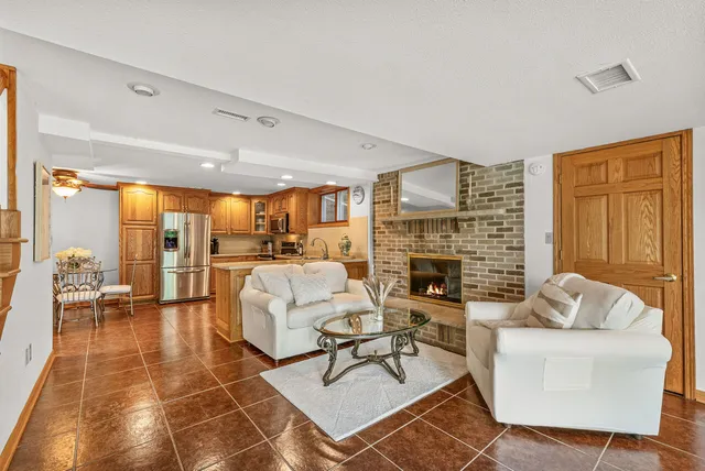 $1,295,000 | W332N6481 County Rd C, Merton, WI 53058