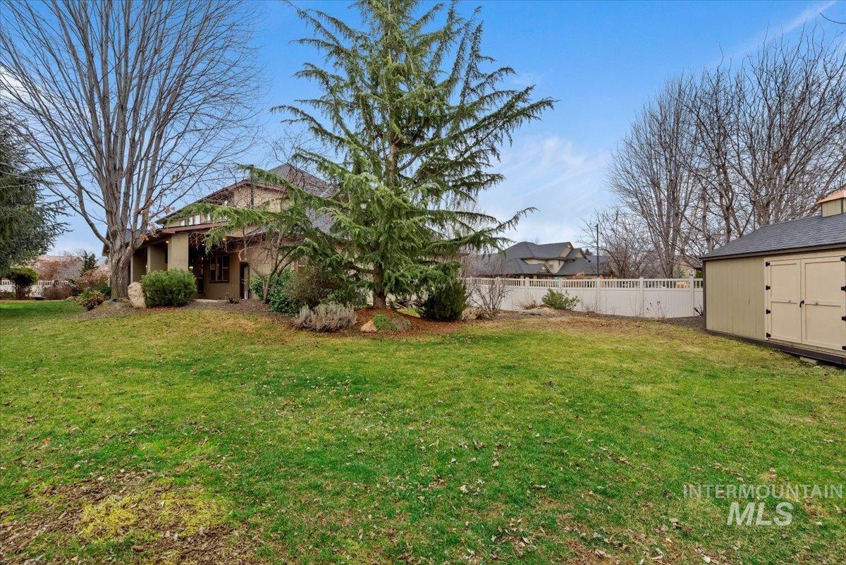 2060 East Lobelia Street Meridian, ID 83646 - Photo 44 of 50