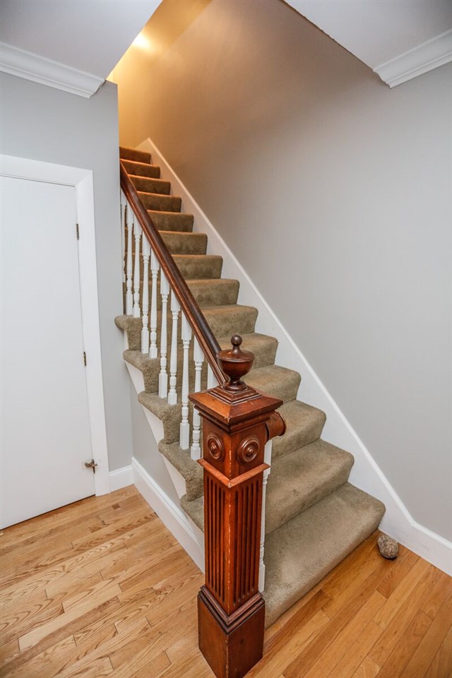 293 South Mammoth Road Manchester, NH 03109 - Photo 12 of 29 Gallery Image 12