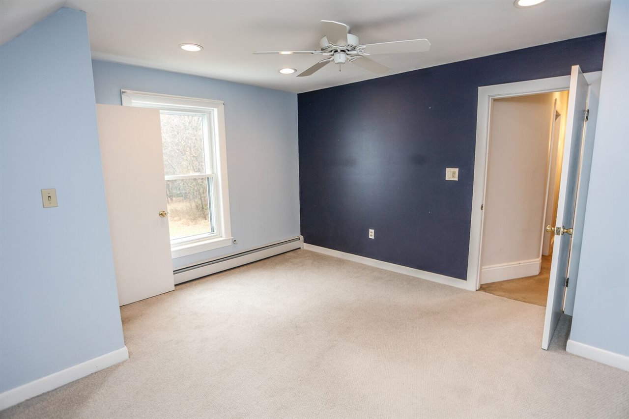 293 South Mammoth Road Manchester, NH 03109 - Photo 16 of 29 Gallery Image 16