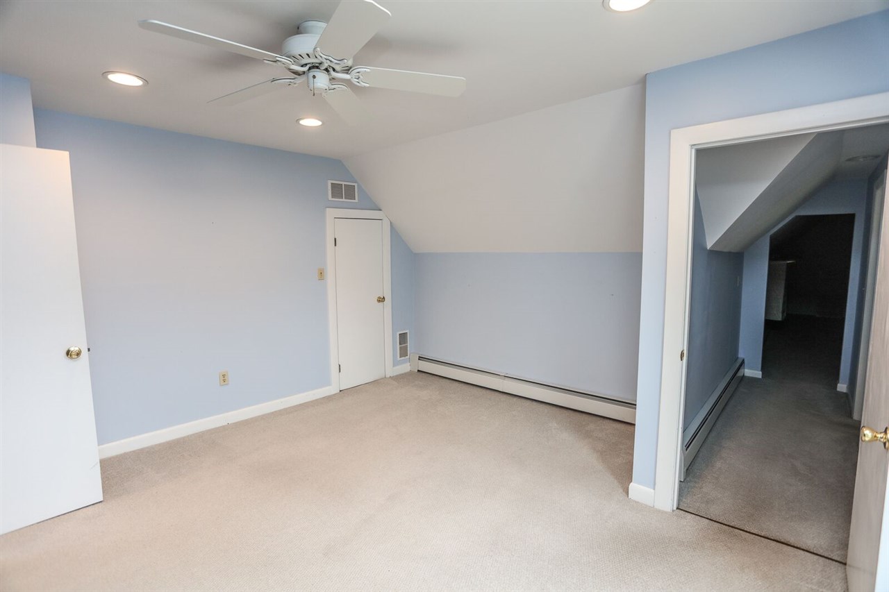 293 South Mammoth Road Manchester, NH 03109 - Photo 17 of 29 Gallery Image 17