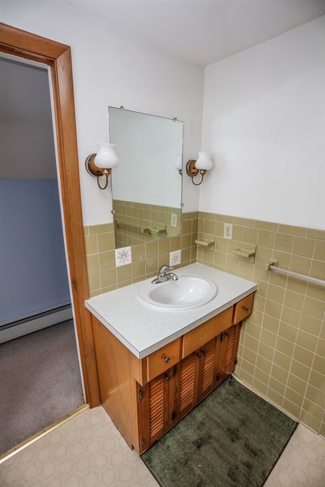 293 South Mammoth Road Manchester, NH 03109 - Photo 18 of 29 Gallery Image 18