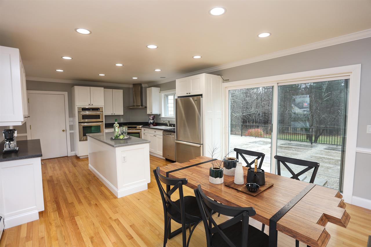 293 South Mammoth Road Manchester, NH 03109 - Photo 7 of 29 Gallery Image 7