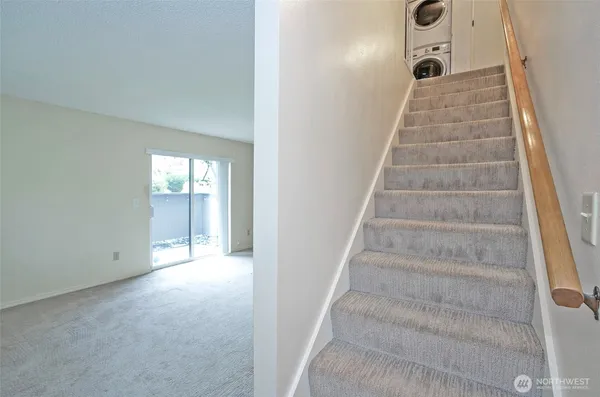 $322,900 | 6122 North 16th Street, Unit I108, Tacoma, WA 98406