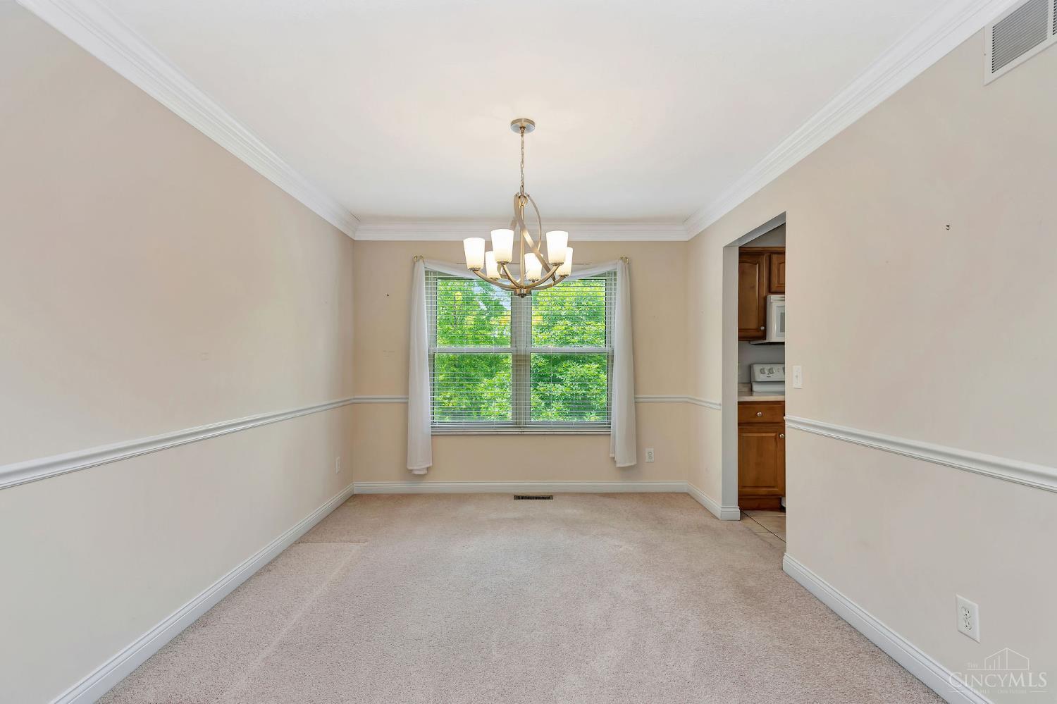 7757 Austin Ridge Drive Cincinnati, OH 45247 - Photo 35 of 55
