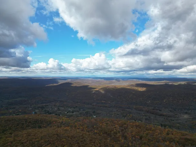 $535,000 | Mount Mauwee Road, South Kent, CT 06785