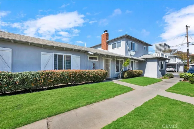 $1,900,000 | 664 Center Street, Unit A B & C, Costa Mesa, CA 92627
