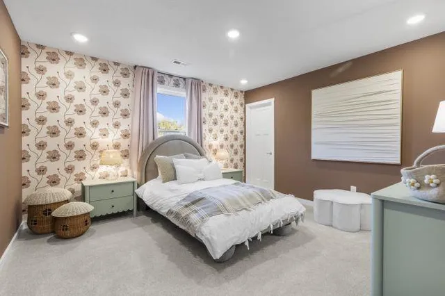 $639,420 | 219 St.augustine Street, Clinton, PA 15026