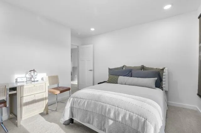 $639,420 | 219 St.augustine Street, Clinton, PA 15026