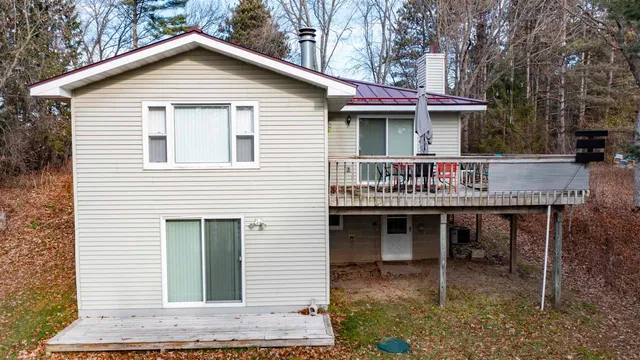 $570,000 | W10199 Bighorn Lane, Hancock, WI 54943