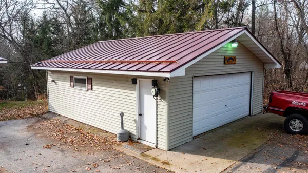 $570,000 | W10199 Bighorn Lane, Hancock, WI 54943