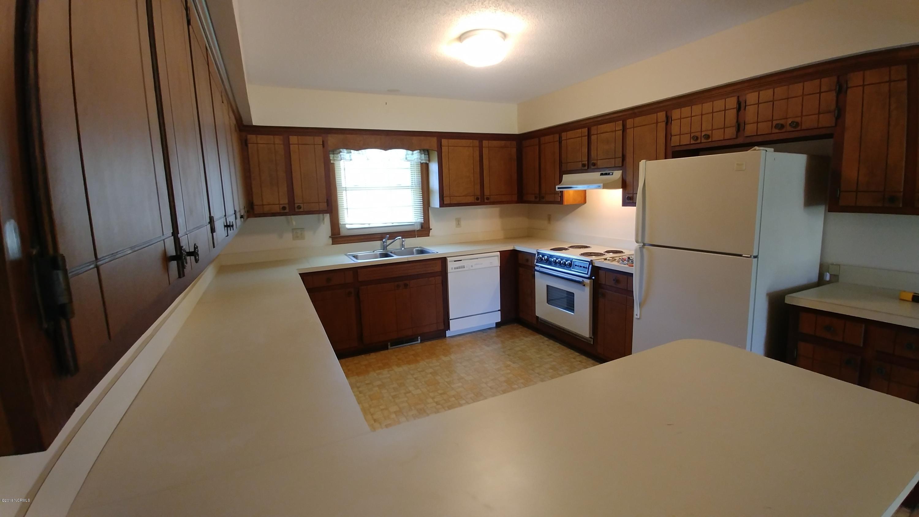 3605 Elveden Road New Bern, NC 28562 - Photo 5 of 25 0227181535a