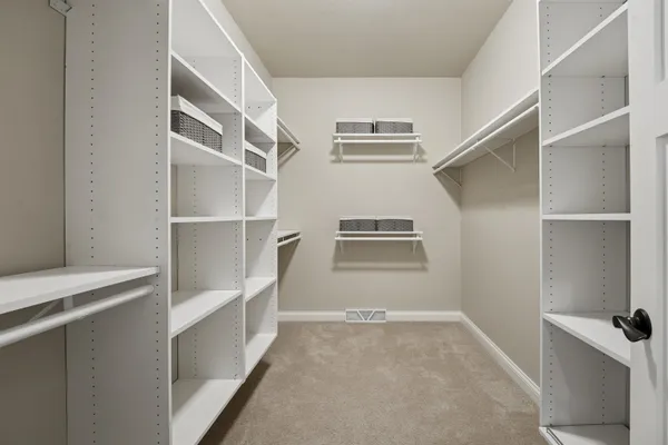 $769,000 | 6600 North Kurey Drive, Appleton, WI 54913