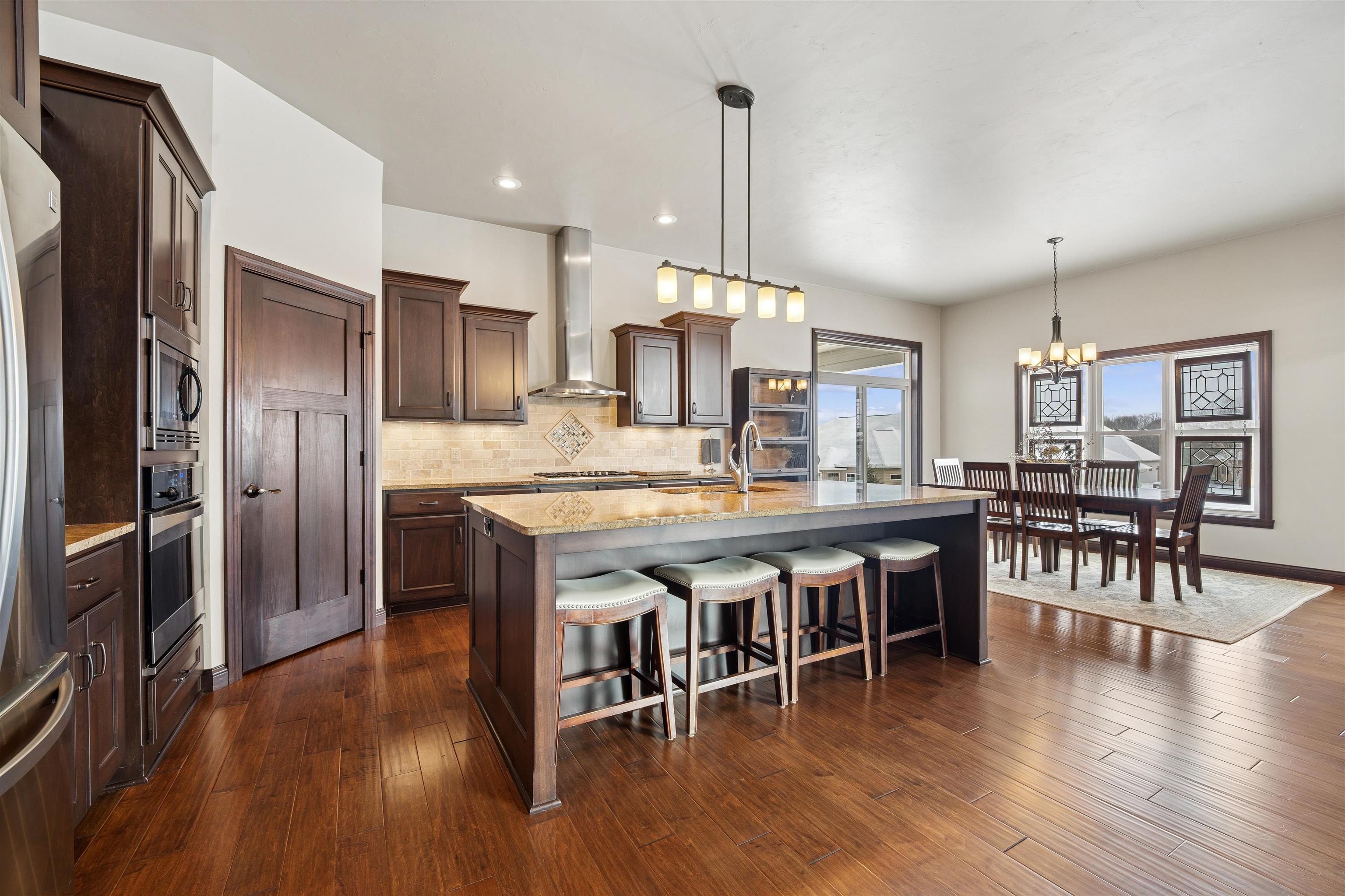 6600 North Kurey Drive Appleton, WI 54913 - Photo 7 of 46