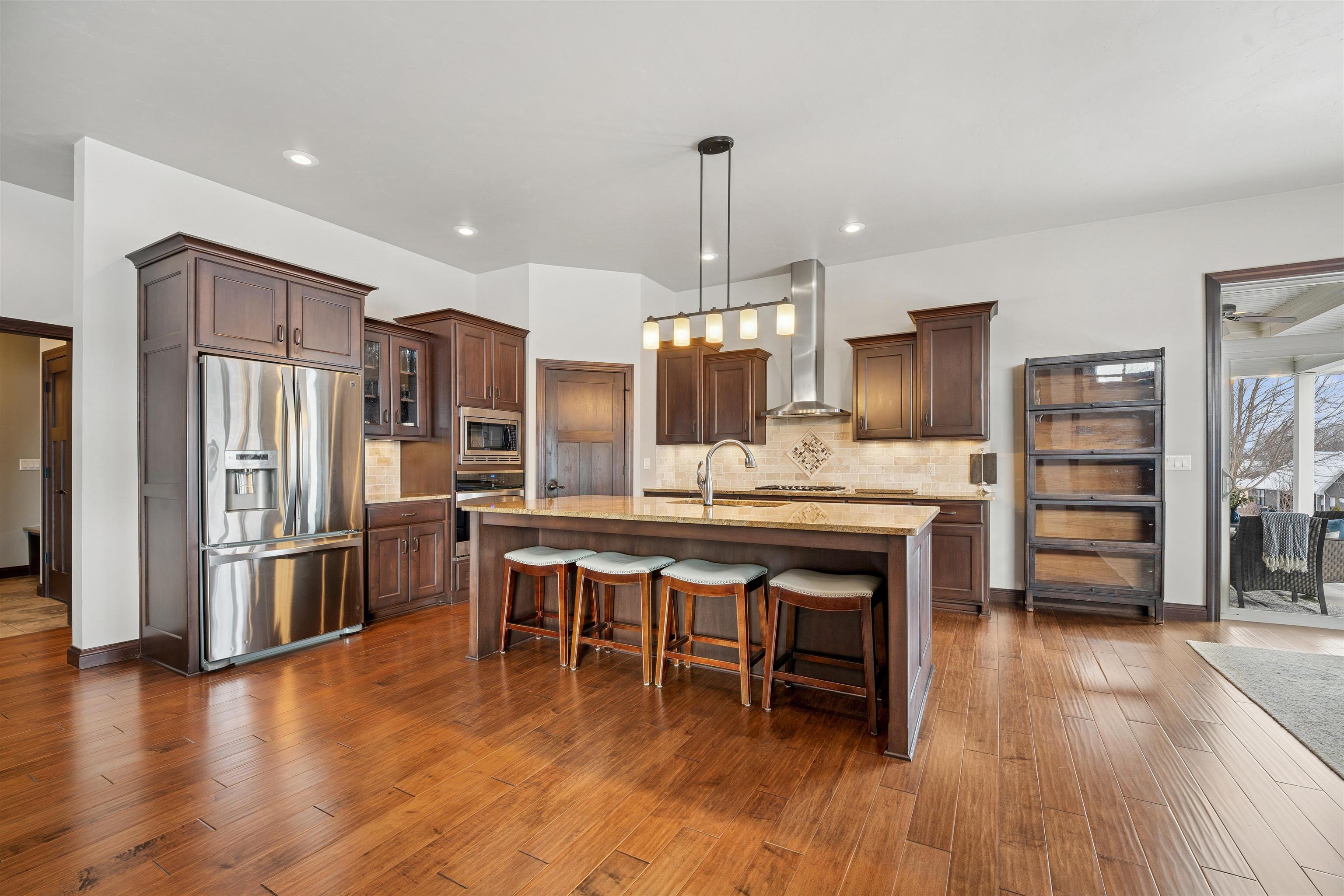 6600 North Kurey Drive Appleton, WI 54913 - Photo 9 of 46