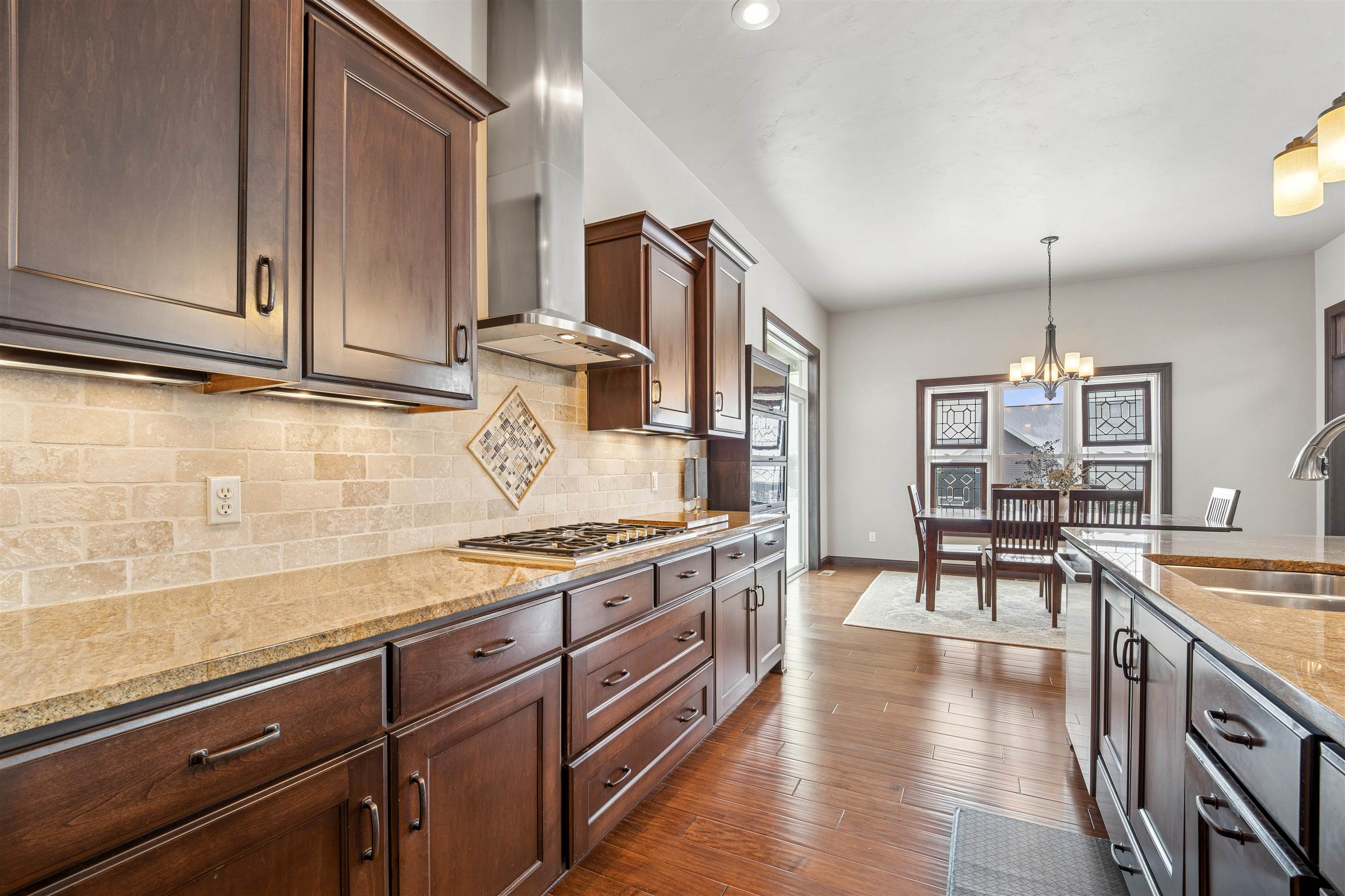 6600 North Kurey Drive Appleton, WI 54913 - Photo 10 of 46