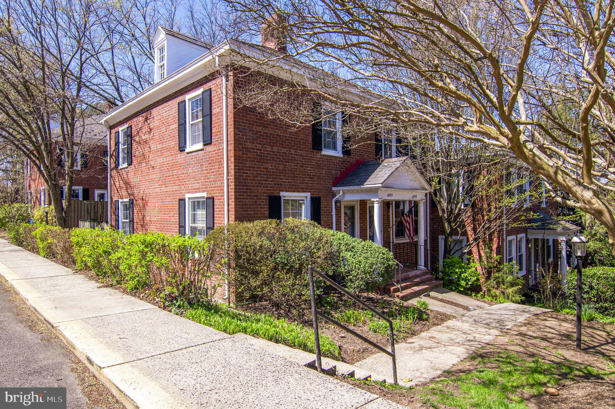 4237 32nd Road South Arlington, VA 22206 - Photo 2 of 49