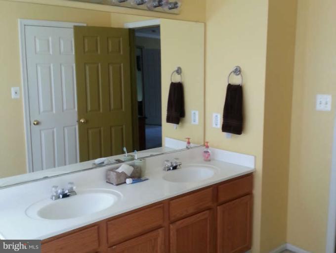 8 Ripley Road Stafford, VA 22556 - Photo 23 of 30 Bath (Master)