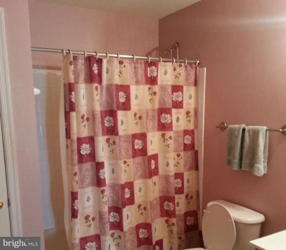 8 Ripley Road Stafford, VA 22556 - Photo 26 of 30 Bath
