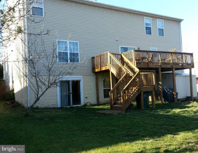 8 Ripley Road Stafford, VA 22556 - Photo 10 of 30 Exterior (Rear)