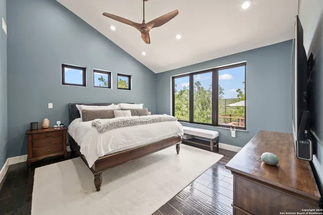 $1,225,000 | 172 Bluff Street, Dripping Springs, TX 78620