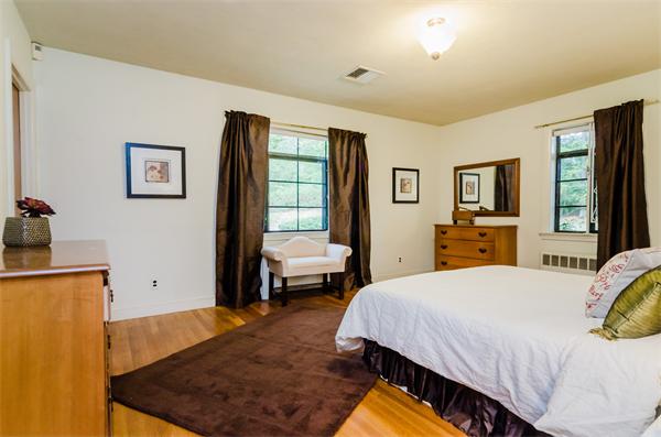 37 Ellis Road Newton, MA 02465 - Photo 12 of 18 Gallery Image 12