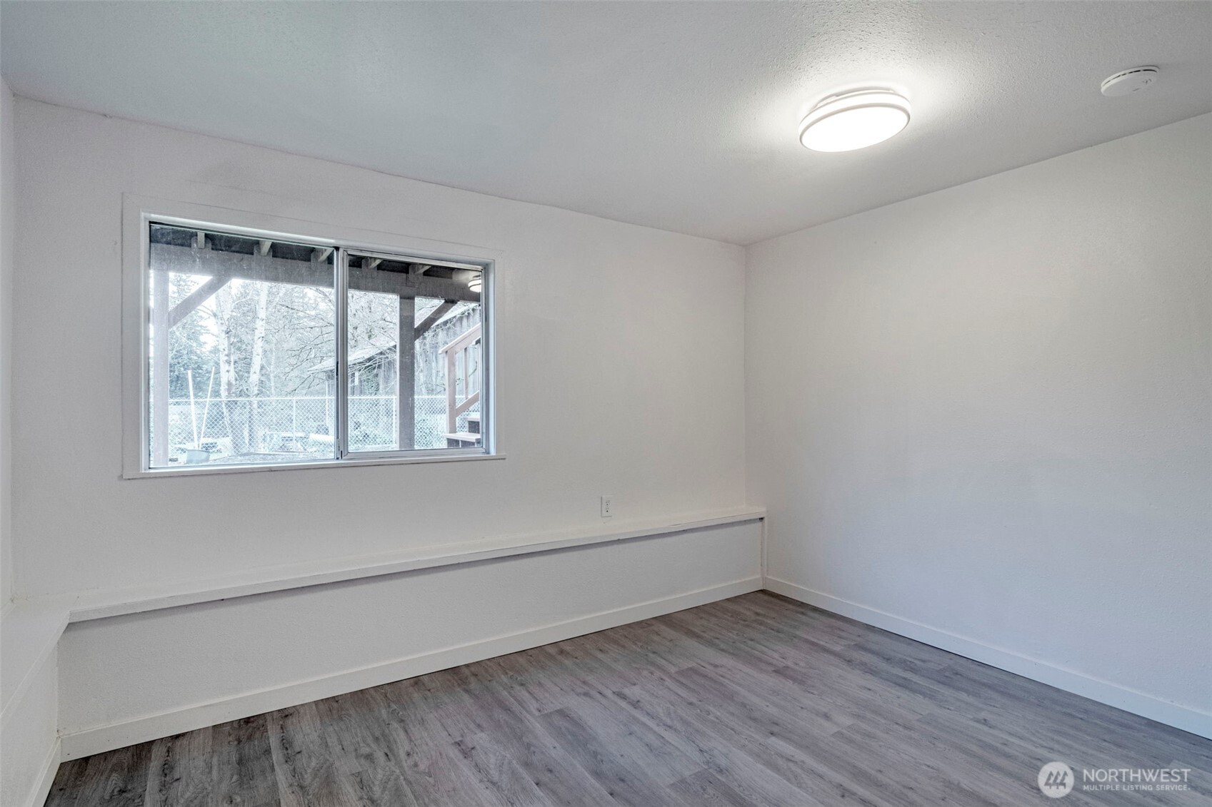 25810 129th Place Southeast Kent, WA 98030 - Photo 18 of 25 an empty room with a window