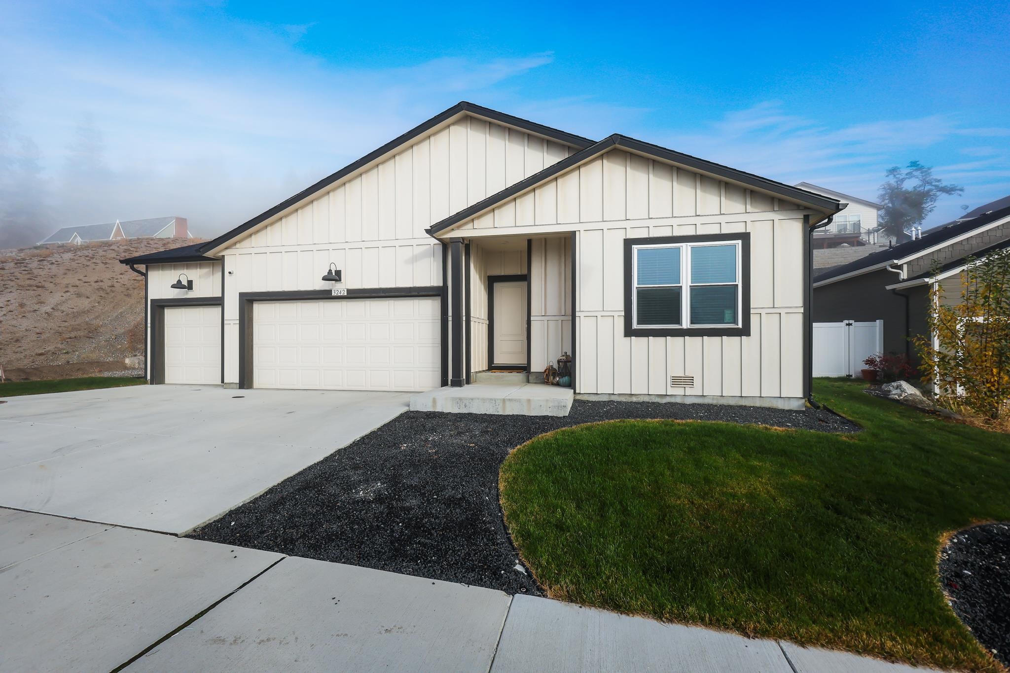 3242 North McKinnon Road Spokane, WA 99217 - Photo 5 of 47 Gallery Image 5