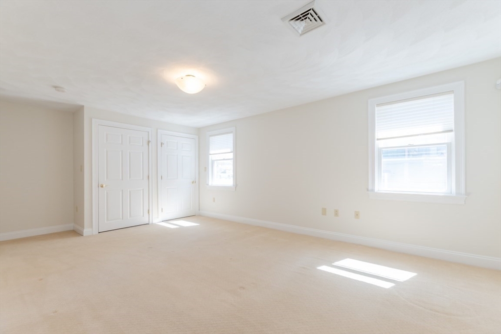 25 Maple Street, Unit 25 Watertown, MA 02472 - Photo 24 of 33