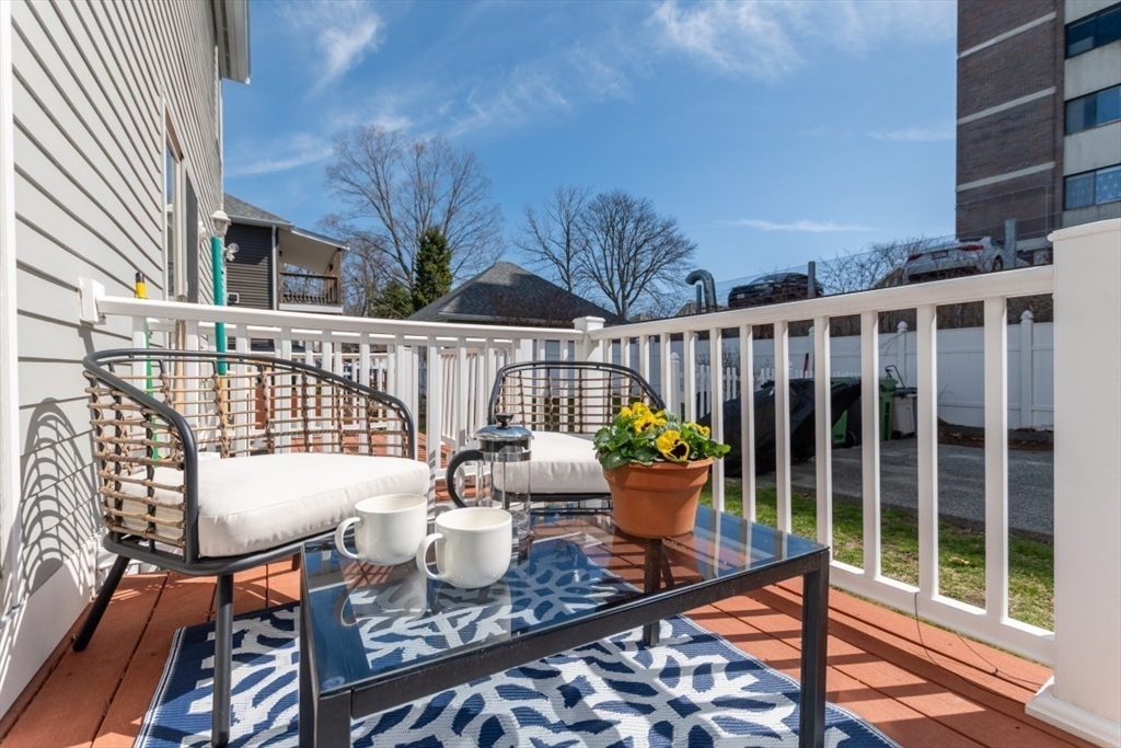 25 Maple Street, Unit 25 Watertown, MA 02472 - Photo 29 of 33