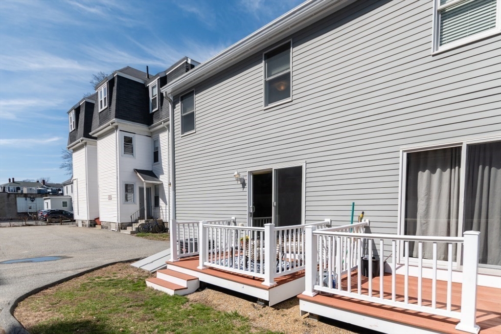 25 Maple Street, Unit 25 Watertown, MA 02472 - Photo 30 of 33