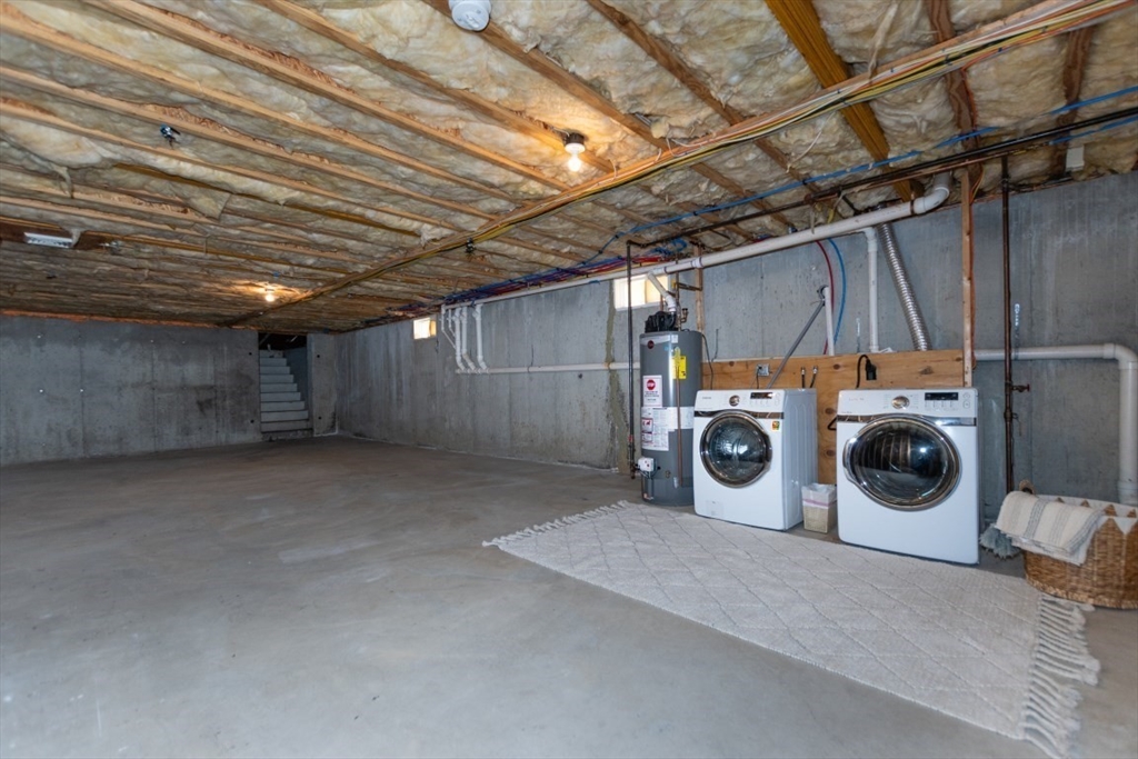 25 Maple Street, Unit 25 Watertown, MA 02472 - Photo 33 of 33