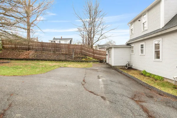 $548,000 | 289 Malletts Bay Avenue, Winooski, VT 05404