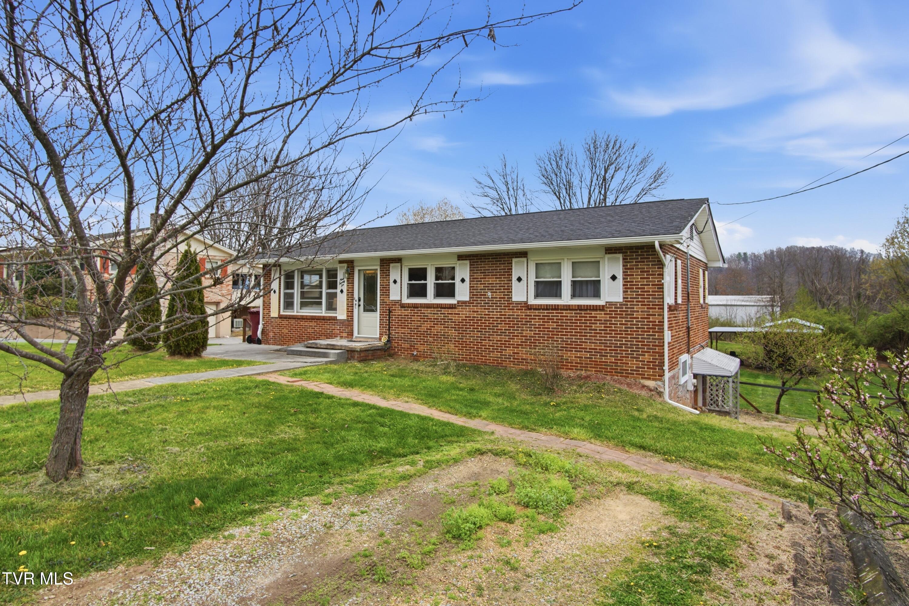926 East Mountain View Road Johnson City, TN 37601 - Photo 26 of 33 DSC09868