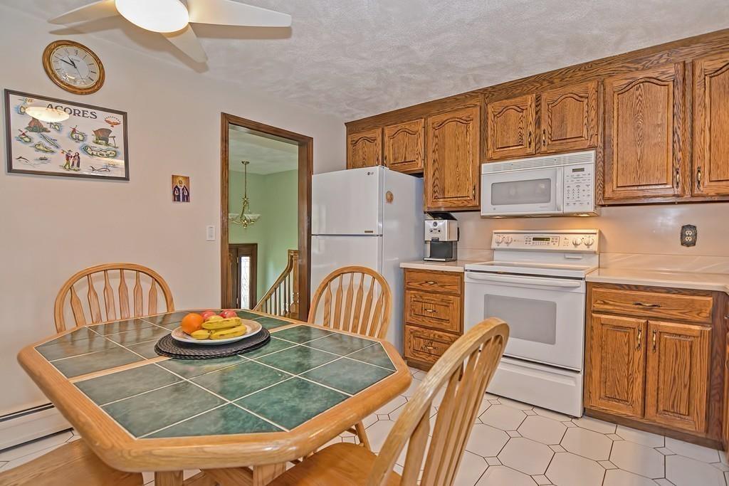 7 Massasoit Circle Walpole, MA 02032 - Photo 7 of 22 Gallery Image 7