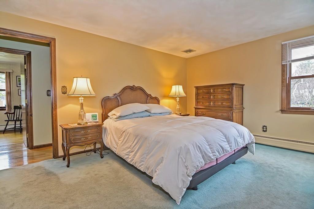 7 Massasoit Circle Walpole, MA 02032 - Photo 8 of 22 Gallery Image 8