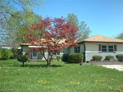 8443 Murray Road Cleveland, OH 44125 - Photo 1 of 1