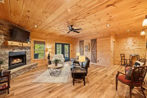 $1,200,000 | 102 High Meadows Trail, Morganton, GA 30560