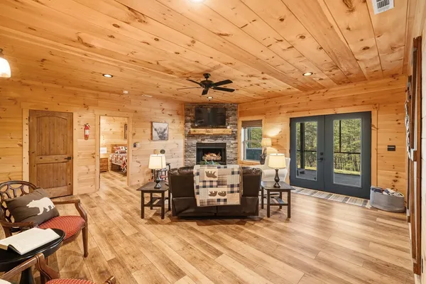 $1,200,000 | 102 High Mdws Trail, Morganton, GA 30560