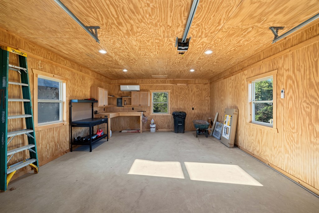 102 High Mdws Trail Morganton, GA 30560 - Photo 39 of 45 a living room with furniture and a window