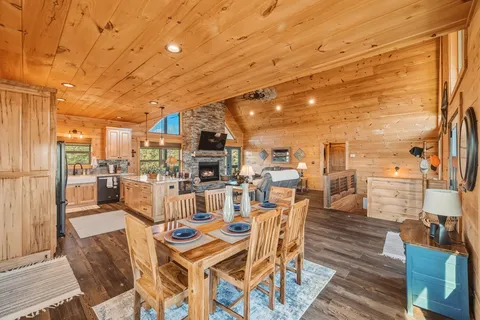 $1,200,000 | 102 High Meadows Trail, Morganton, GA 30560