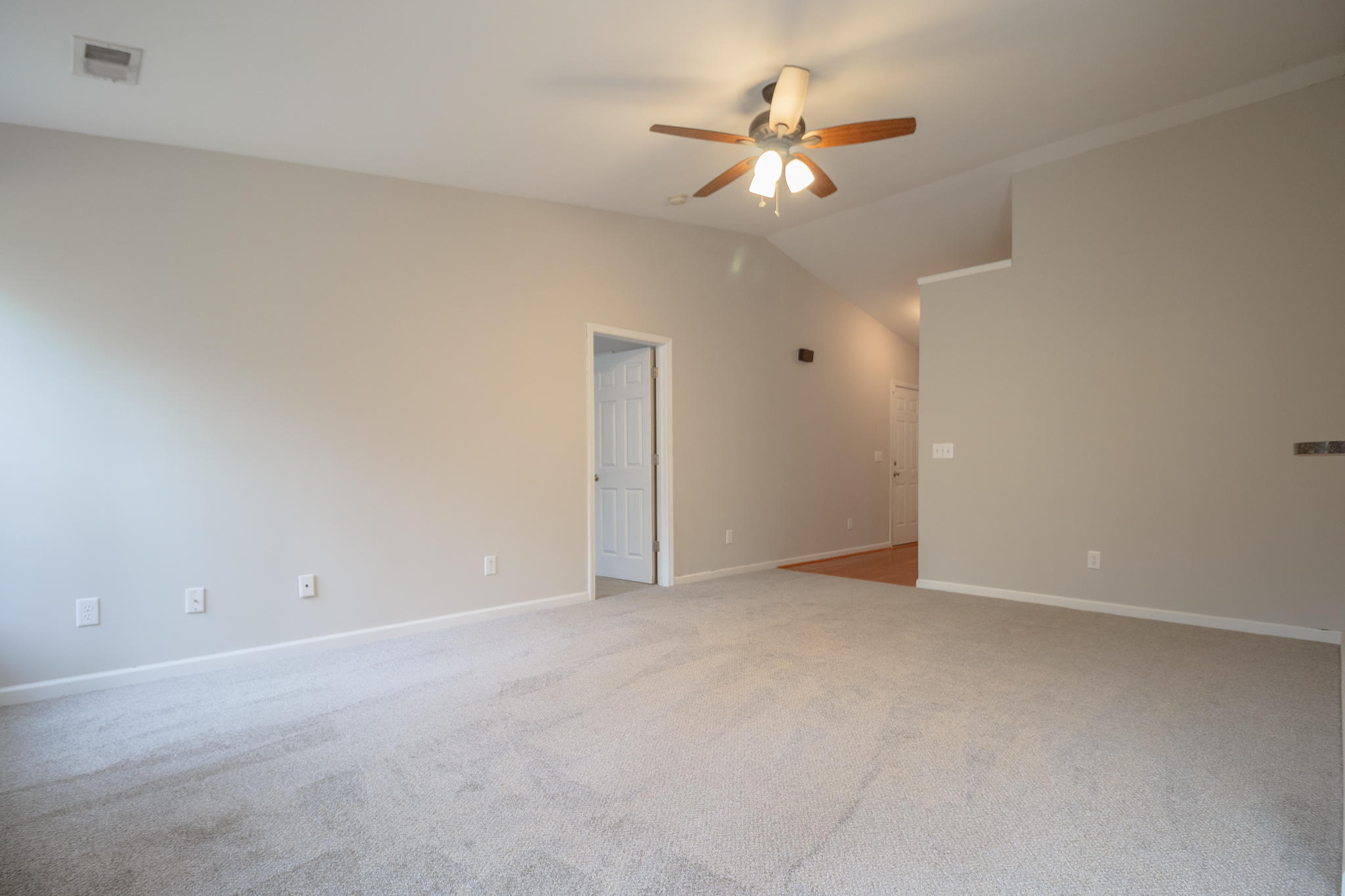 3517 Galaxy Road Ladson, SC 29456 - Photo 3 of 20 Living Room