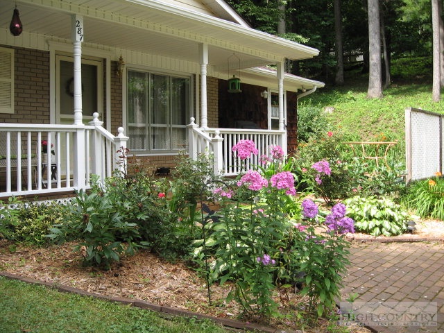 287 Ray Road West Jefferson, NC 28694 - Photo 7 of 16 Gallery Image 7