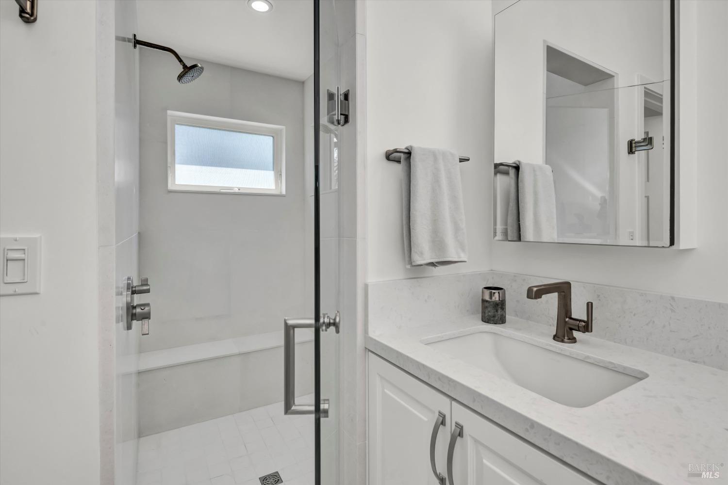 511 Kortum Canyon Road Calistoga, CA 94515 - Photo 26 of 87 Primary bathroom.