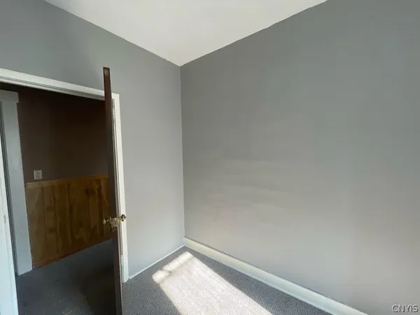$100,000 | 55 1/2 North Helmer Avenue, Manheim, NY 13329