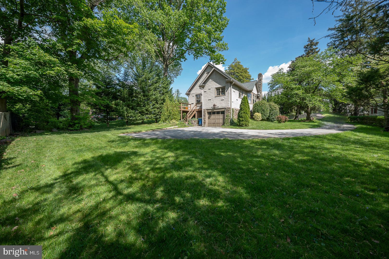 115 Matsonford Road Conshohocken, PA 19428 - Photo 41 of 47 Side yard