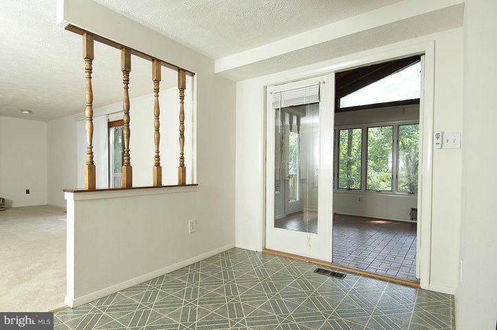 5742 Heming Avenue Springfield, VA 22151 - Photo 14 of 28