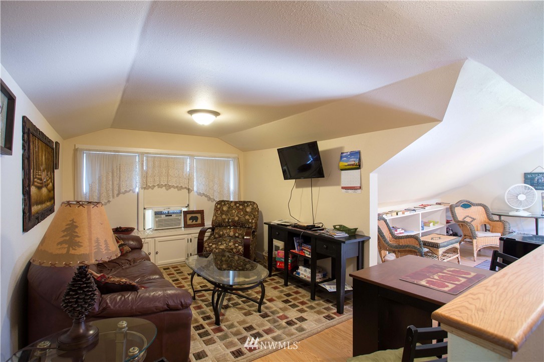 7947 Silver Lake Road Maple Falls, WA 98266 - Photo 15 of 24 Gallery Image 15
