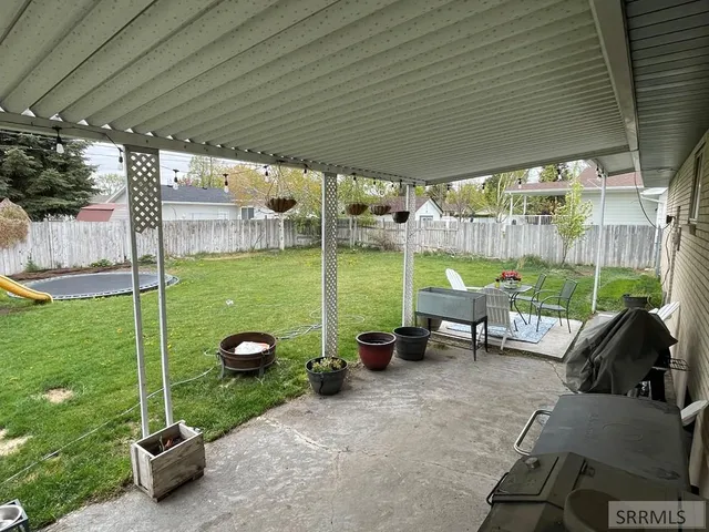 $350,000 | 807 Henderson Drive, Blackfoot, ID 83221