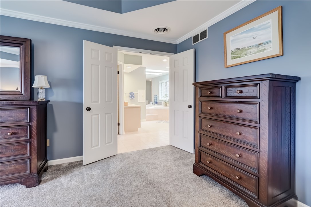 65 Sutton Point Pittsford, NY 14534 - Photo 35 of 50